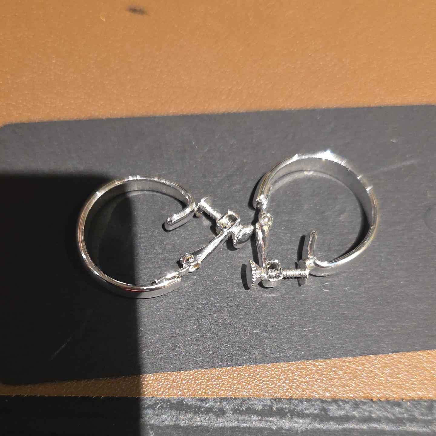 Source Unknown Silver Hoop Clip-On Earrings